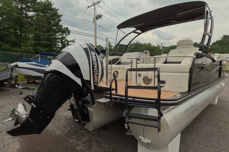 Slide: The Image of 2014 Harris FloteBote Grand Mariner SL 230 pontoon boat with Mercury outboard motor. - 9