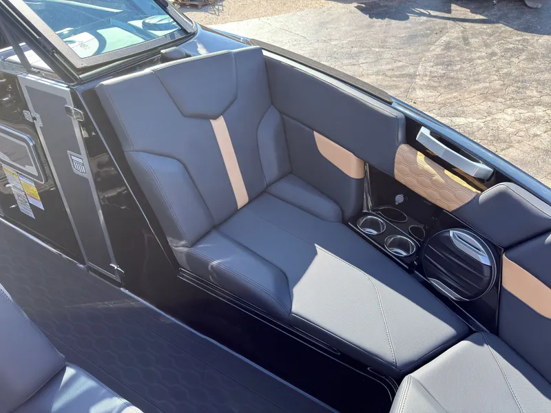 Slide: The Image of MasterCraft XT23 2027 - 55