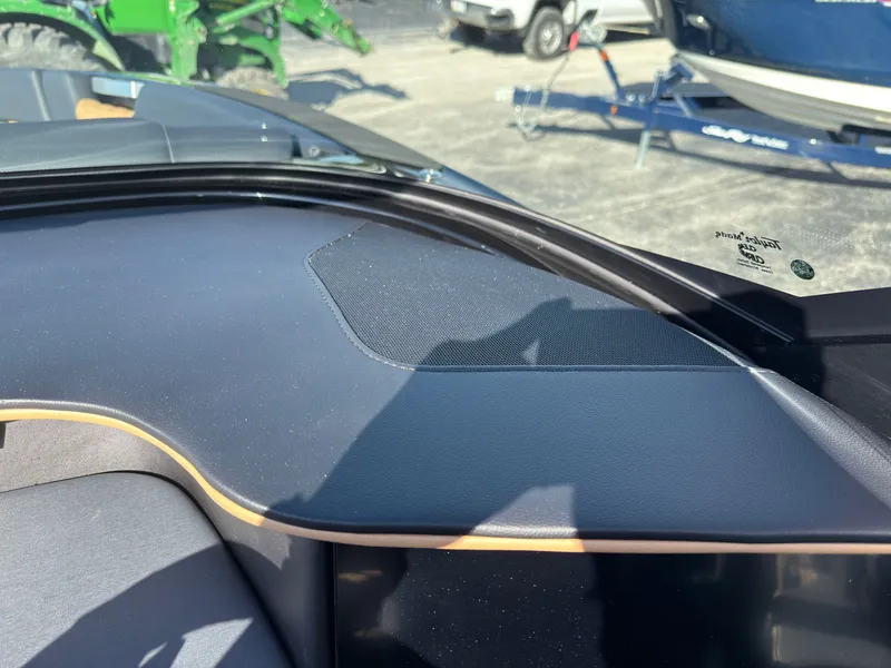 Slide: The Image of MasterCraft XT23 2027 - 44