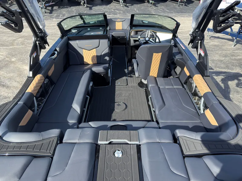 Slide: The Image of MasterCraft XT23 2027 - 10