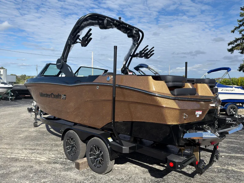 Slide: The Image of MasterCraft XT23 2027 - 8