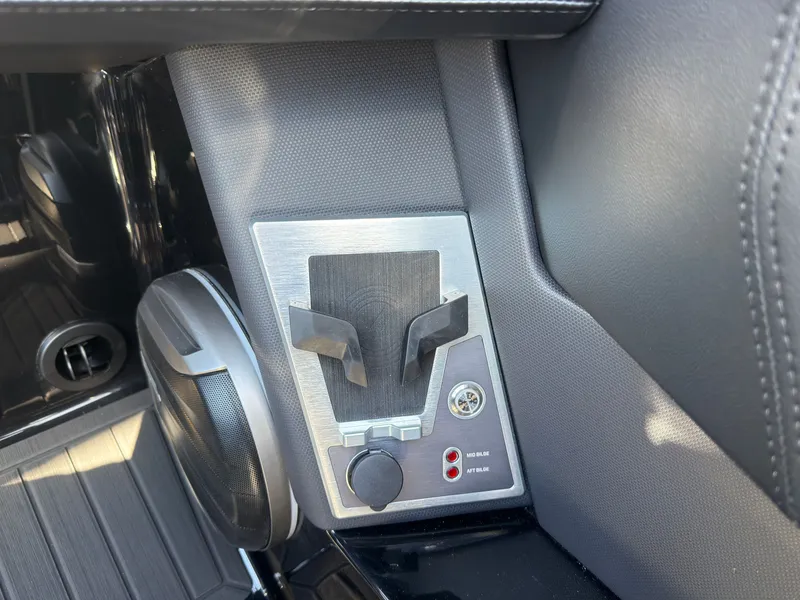 Slide: The Image of MasterCraft XT23 2027 - 48