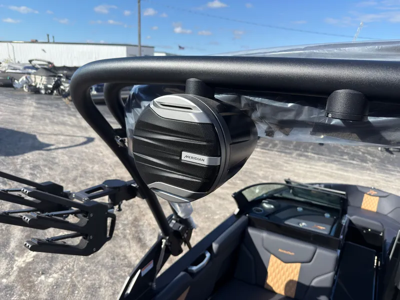 Slide: The Image of MasterCraft XT23 2027 - 33