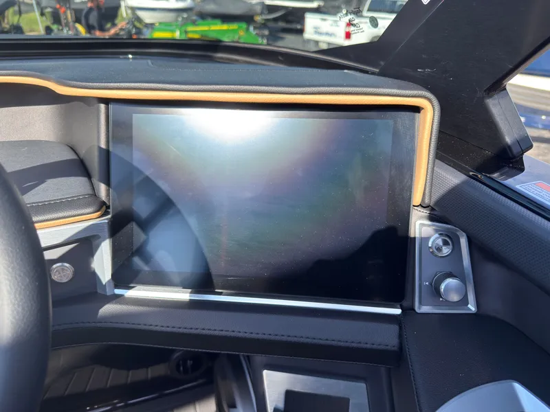 Slide: The Image of MasterCraft XT23 2027 - 45