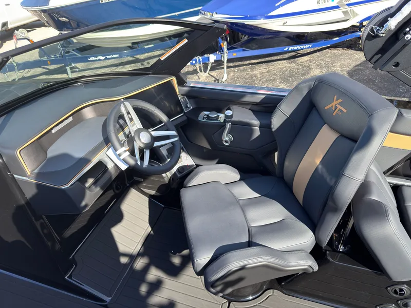 Slide: The Image of MasterCraft XT23 2027 - 40