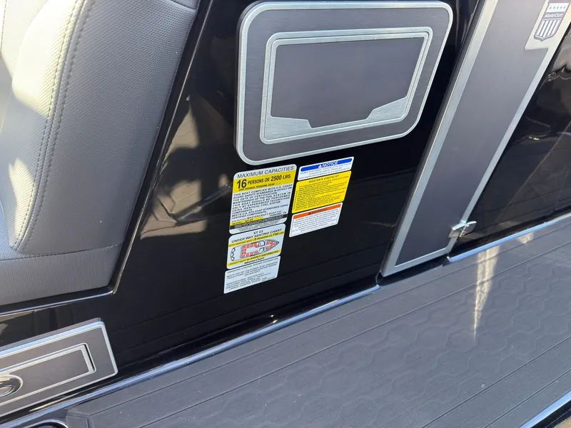 Slide: The Image of MasterCraft XT23 2027 - 50