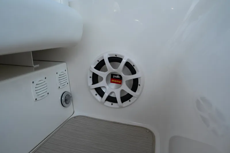 Slide: The Image of Speaker system on 2007 Sea Ray 340 Sundancer boat interior. - 41