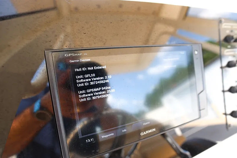 Slide: The Image of Garmin GPSMAP display on 2019 Scout 235 XSF boat dashboard. - 19