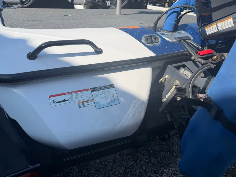 Slide: The Image of Skeeter FXR21 Limited 2023 - 18