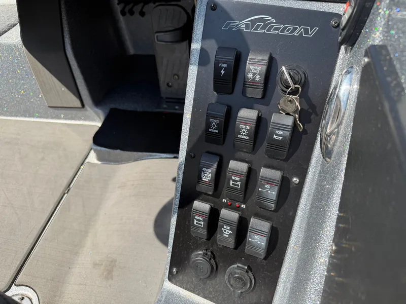 Slide: The Image of Falcon Boats F205 2023 - 15