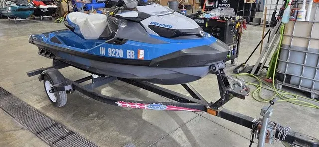Slide: The Image of Sea-Doo GTX 2019 - 9