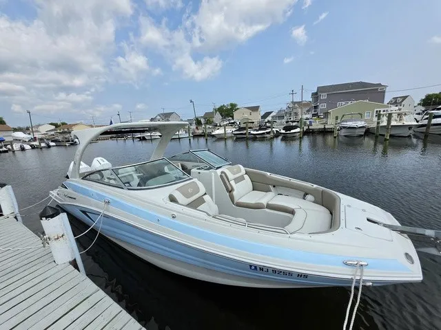The Image of Crownline Boats Eclipse E305 XS 2023 - 1