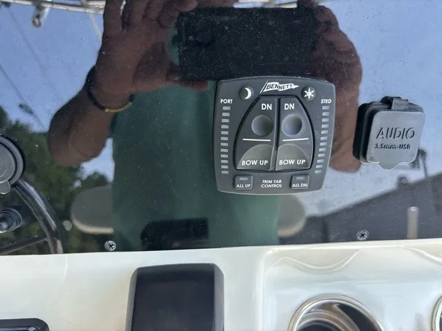 Slide: The Image of Bulls Bay 200 Center Console 2024 - 29