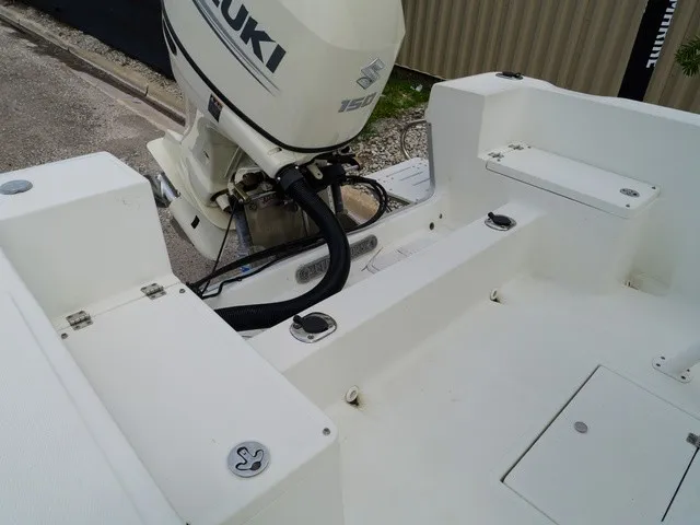Slide: The Image of Clearwater 2000 Center Console 2019 - 19