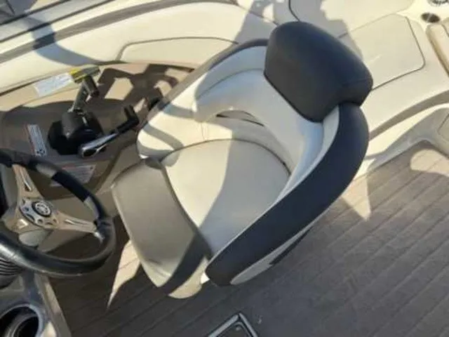 Slide: The Image of Yamaha 242 Limited S 2014 - 10