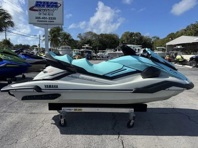 The Image of Yamaha FX Cruiser HO 2025 - 1