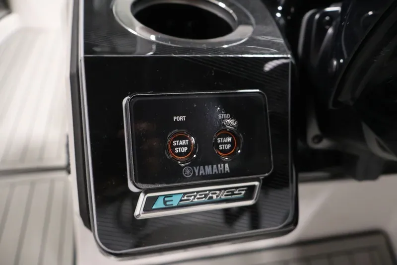 Slide: The Image of Control panel of 2026 Yamaha Boats 252SD with start/stop buttons and E Series logo. - 48