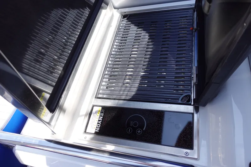 Slide: The Image of Built-in grill on 2022 Formula 380 Super Sport Crossover OB boat. - 14