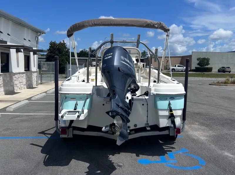 Slide: The Image of NauticStar Angler 211 2017 - 5