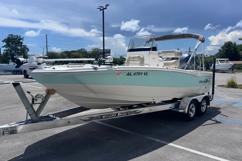 Slide: The Image of NauticStar Angler 211 2017 - 7