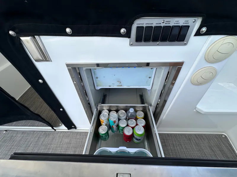 Slide: The Image of Fridge under grill - 47