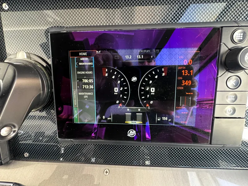 Slide: The Image of Cruisers 390 Express Coupe 2018 - 61