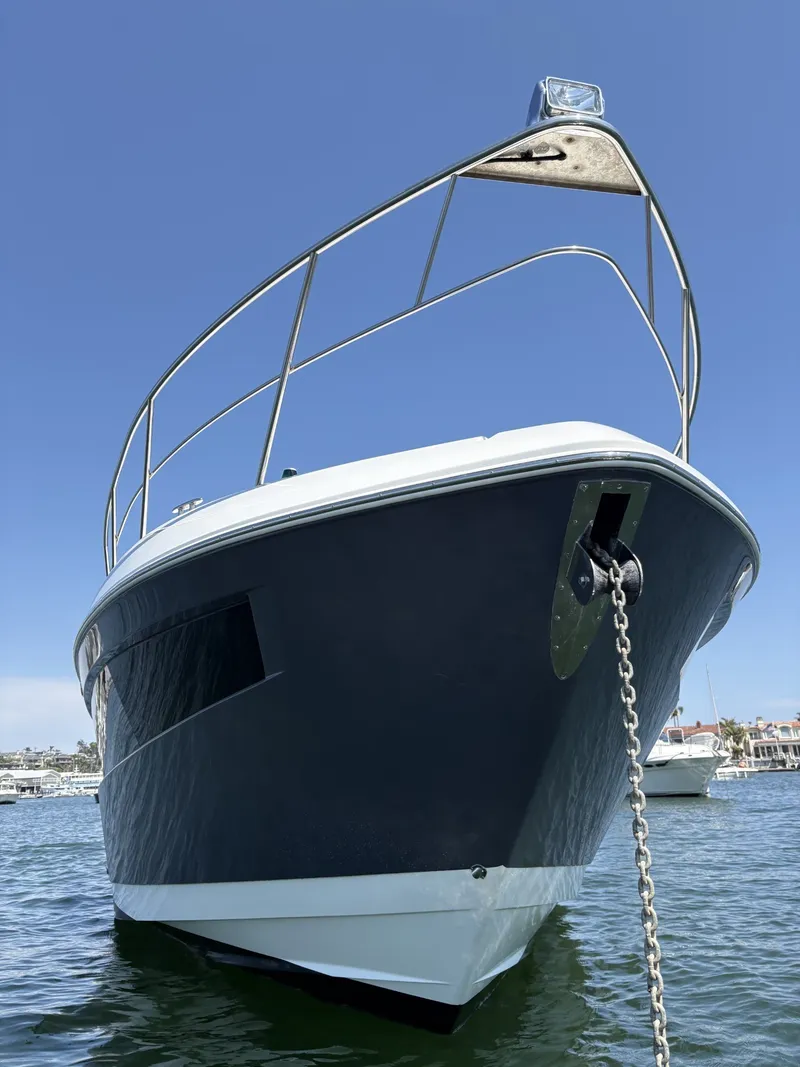 Slide: The Image of Cruisers 390 Express Coupe 2018 - 56