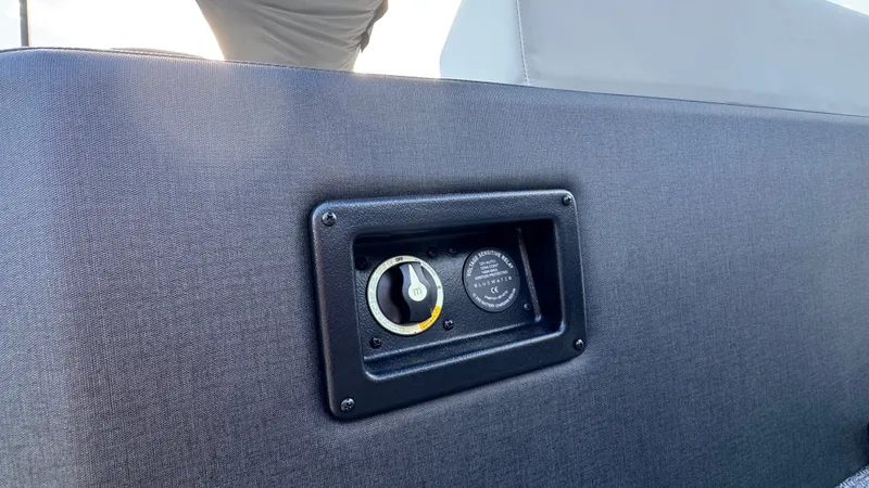 Slide: The Image of Evotti 2026 523 Convertible Stern 2026 - 32