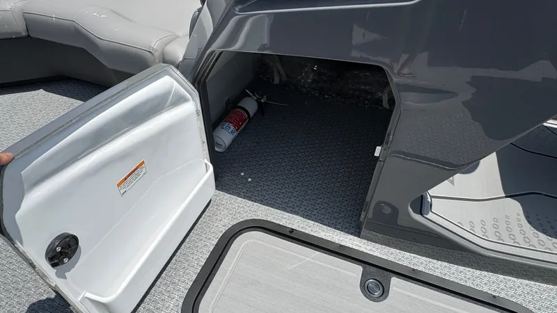 Slide: The Image of Evotti 700 Series 23 Quad Lounge 2026 - 20