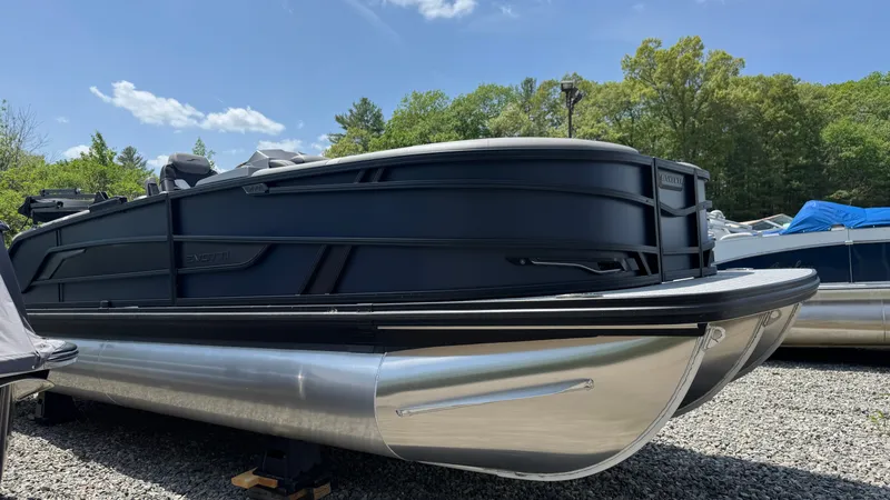 Slide: The Image of Evotti 700 Series 23 Quad Lounge 2026 - 3