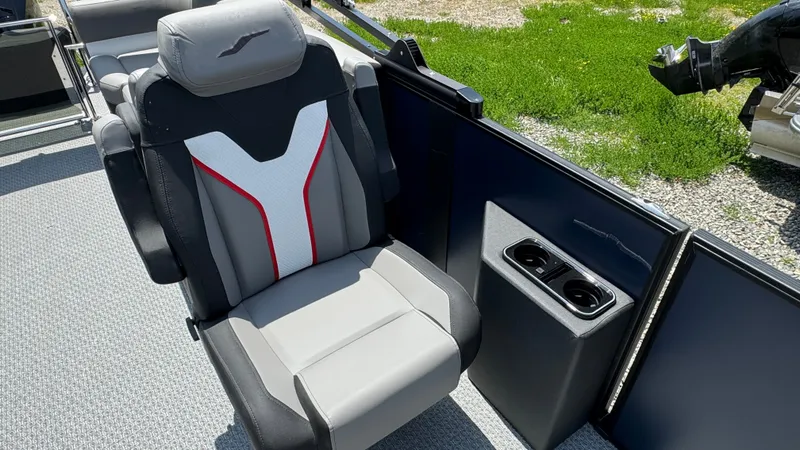 Slide: The Image of Evotti 700 Series 23 Quad Lounge 2026 - 21