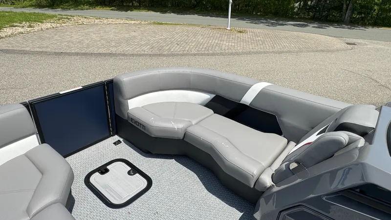 Slide: The Image of Evotti 700 Series 23 Quad Lounge 2026 - 17