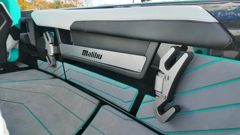 Slide: The Image of Malibu TXi 2023 - 28