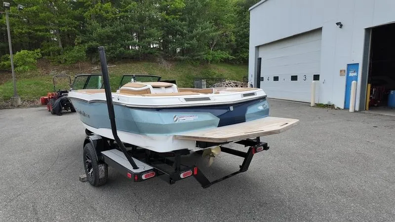 Slide: The Image of MasterCraft ProStar 2023 - 5