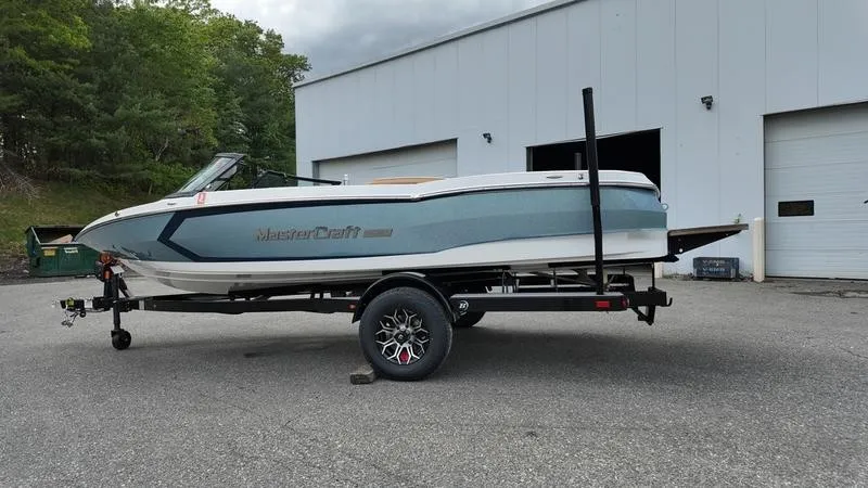 Slide: The Image of MasterCraft ProStar 2023 - 4