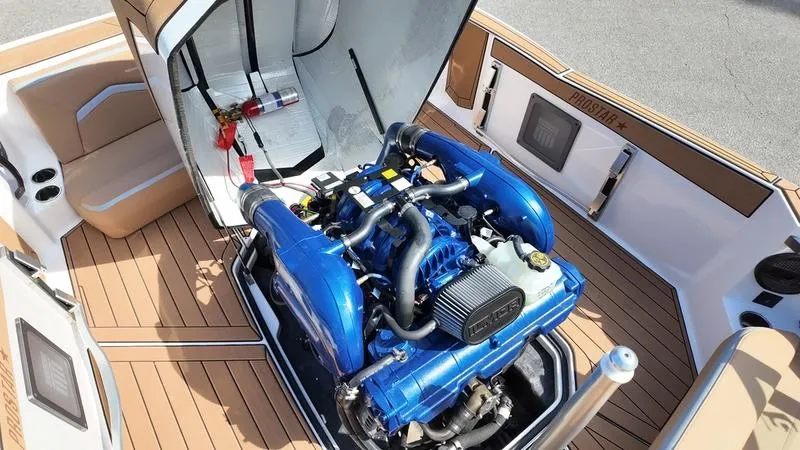 Slide: The Image of MasterCraft ProStar 2023 - 23