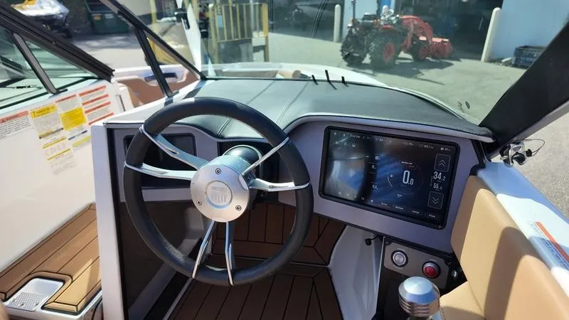 Slide: The Image of MasterCraft ProStar 2023 - 20