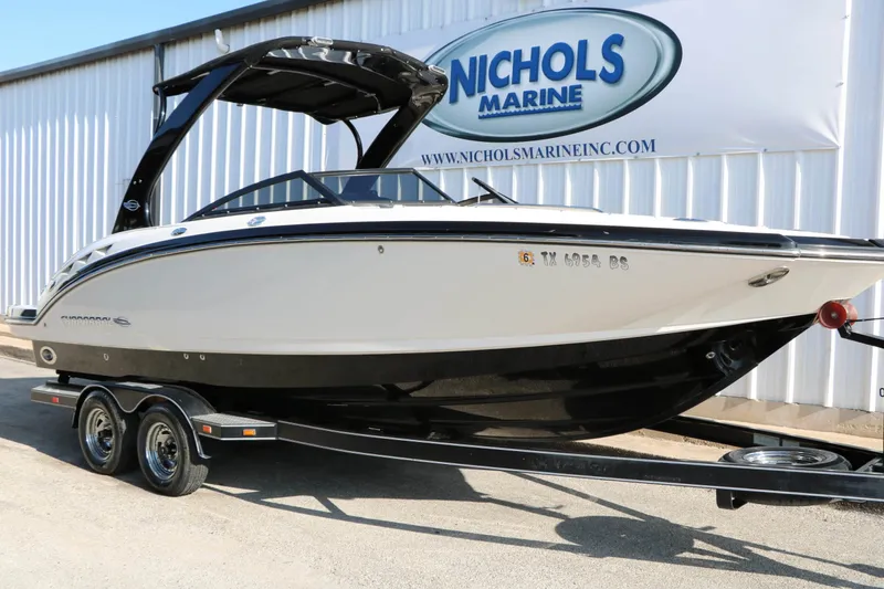 The Image of Chaparral Sunesta 244 Xtreme 2011 - 1