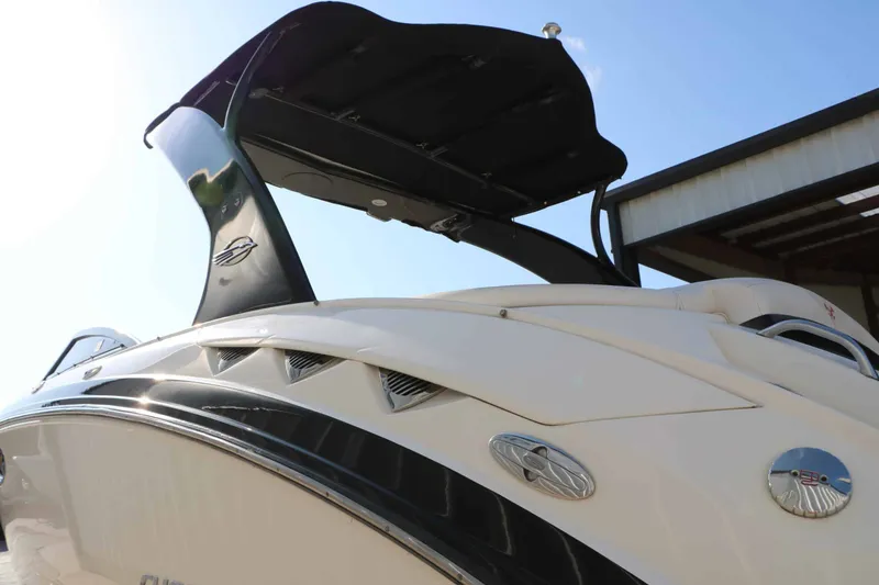 Slide: The Image of Chaparral Sunesta 244 Xtreme 2011 - 23