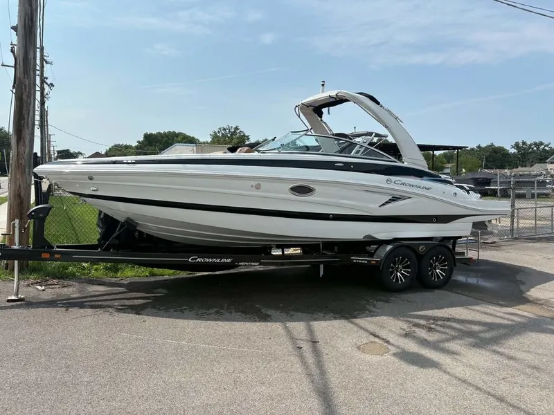 The Image of Crownline Boats 278 SS 2027 - 1