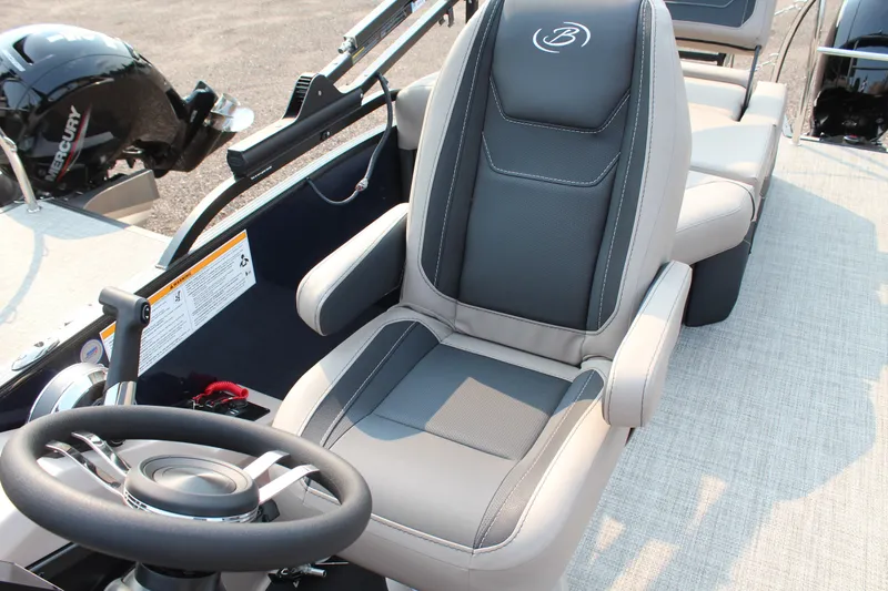 Slide: The Image of Barletta Cabrio 22M 2027 - 13