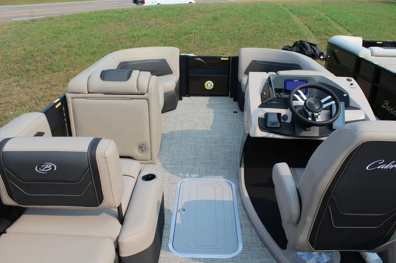 Slide: The Image of Barletta Cabrio 22M 2027 - 10