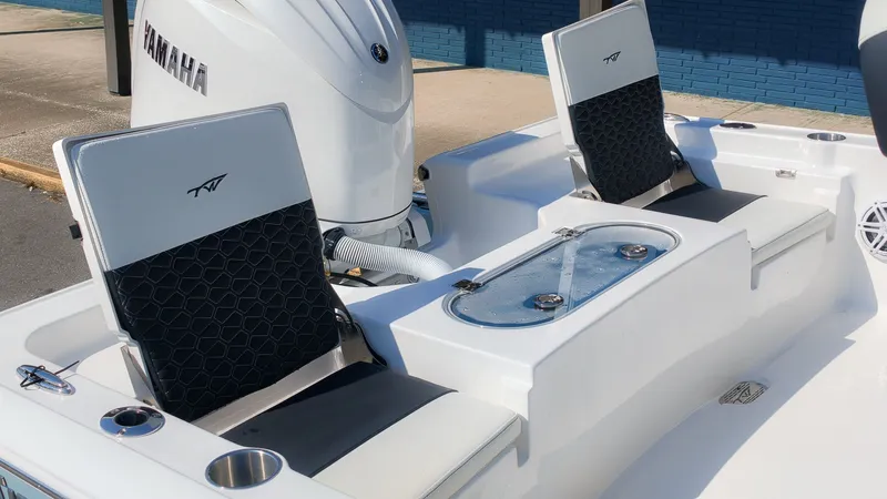 Slide: The Image of Tidewater 2110 Bay Max 2027 - 4