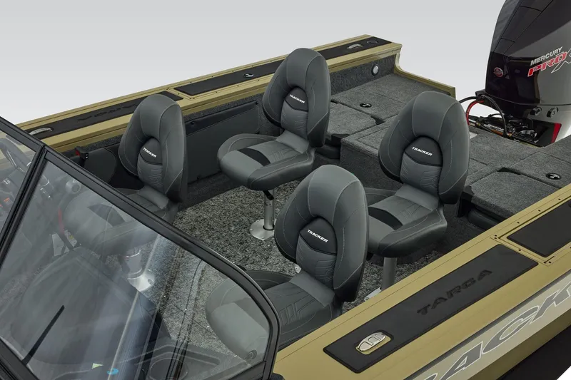 Slide: The Image of Tracker Targa V-19 Combo 2026 - 37