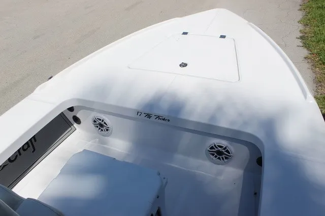 Slide: The Image of Action Craft 17 Flyfisher 2027 - 8