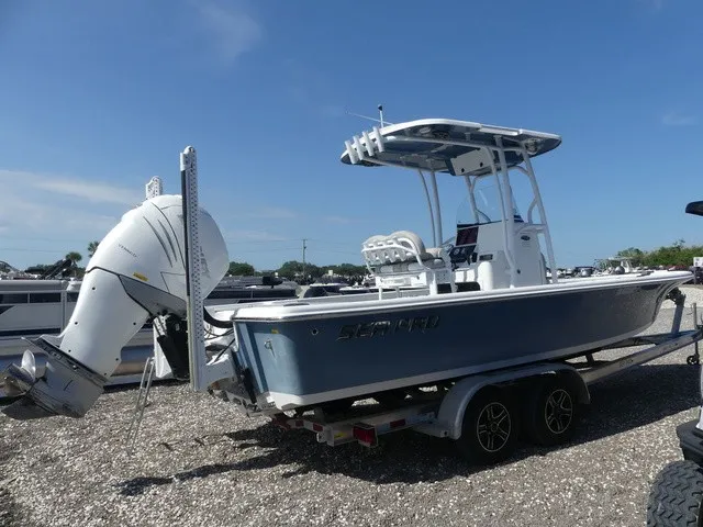 Slide: The Image of Sea Pro 248 Bay 2017 - 5