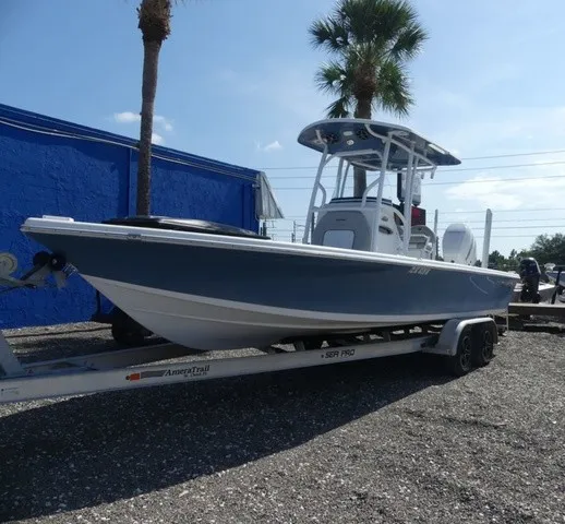 Slide: The Image of Sea Pro 248 Bay 2017 - 2