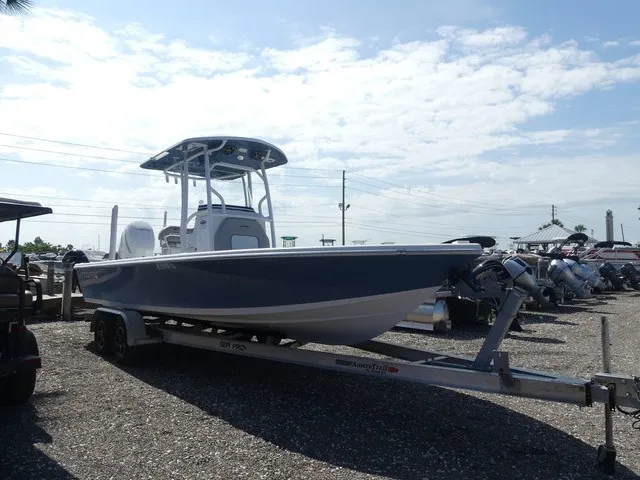 Slide: The Image of Sea Pro 248 Bay 2017 - 4