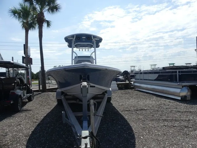 Slide: The Image of Sea Pro 248 Bay 2017 - 3