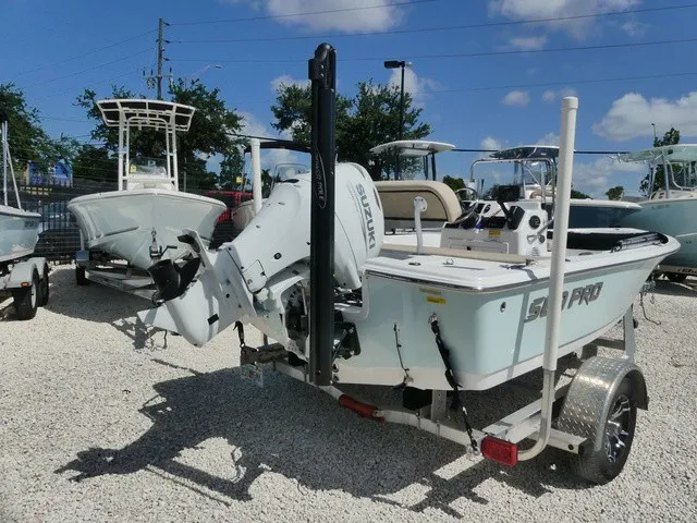 Slide: The Image of Sea Pro 172 Bay 2023 - 5